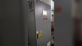 Acabamentos de superfície de rolo de aquecimento por indução
