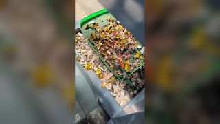 Triturador de metal de eixo duplo, reduzindo o custo de energia de fundição