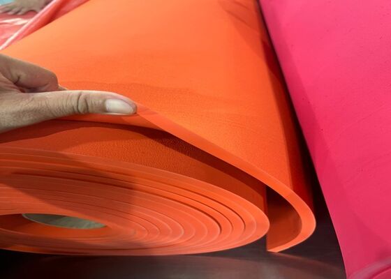 High Abrasion Resistant Natural Rubber Liner Wear Resistant Rubber Sheet with 80 Shore A Hardness and Bolt Fixed Installation