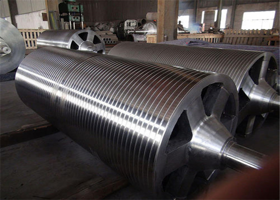 A máquina de papel sulcada do rolo da imprensa parte o rolo sulcado para a fabricação de papel