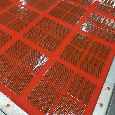 Tapete de tela de poliuretano de espessura de 30 mm com diâmetro de fio de 1,5 mm para alta resistência ao desgaste no desaguamento de minas