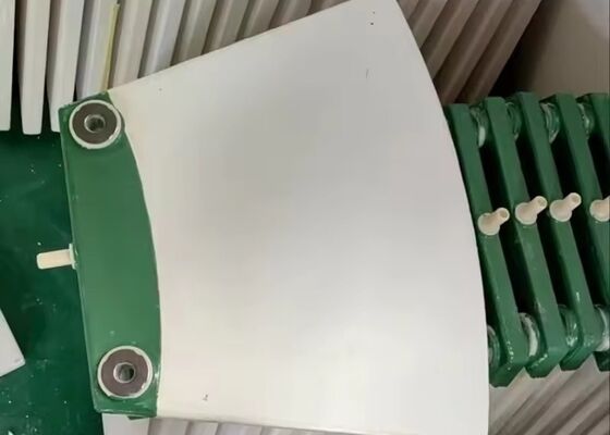 Resistência de alta temperatura cerâmica do carboneto de silicone da placa de filtro uma filtragem de 1800 graus
