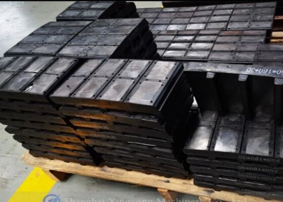 Revestimentos de borracha resistentes à abrasão e ao impacto para moinho de bolas com superfície tratada termicamente